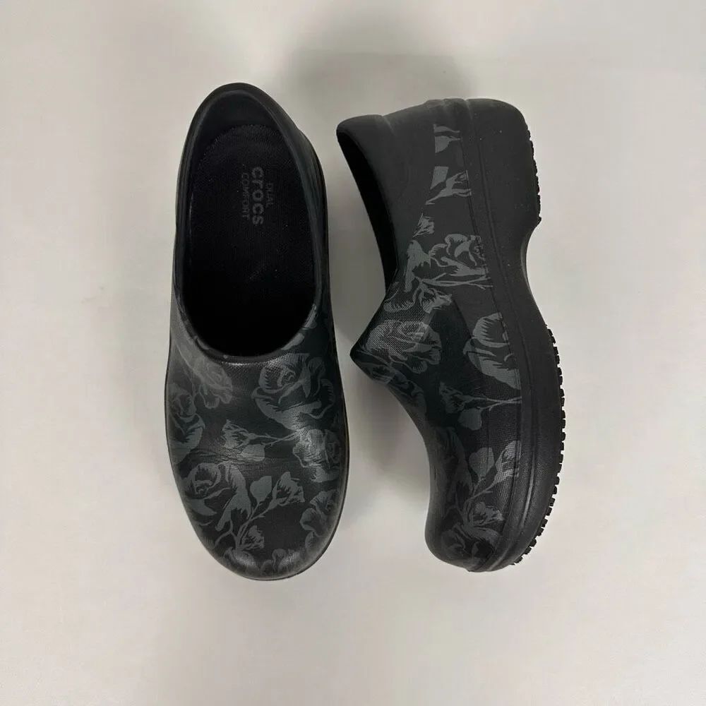 Women’s Crocs Size 6 Neria Pro II Graphic Slip Resistant Work shoe